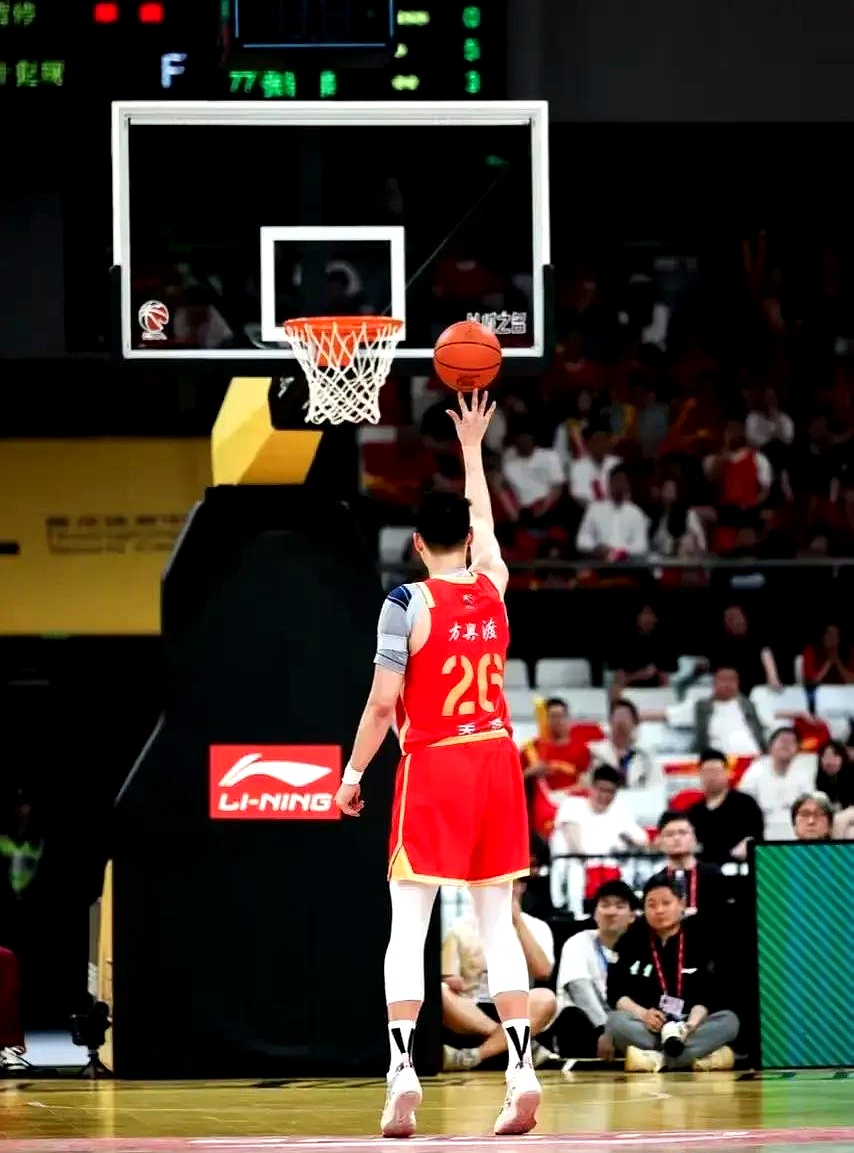 浙江队发布备战花絮，赛后豪取连胜，CBA季后赛任务艰巨，训练强度明显提升的简单介绍